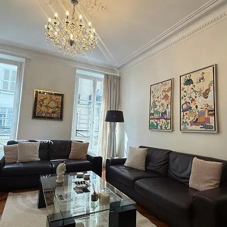 Champs Elysee Apprt Ii Apartman